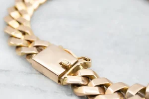 بررسی جامع انواع قفل در زیورآلات